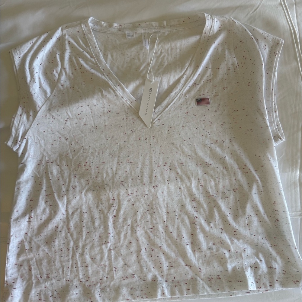 Travis Mathew Women's White and Red Speckled Tee